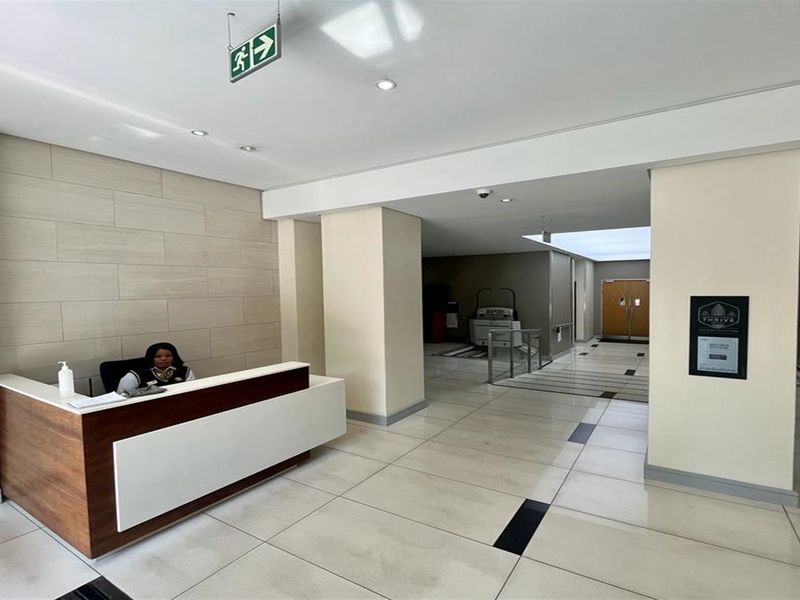Office space to let - Photo 2
