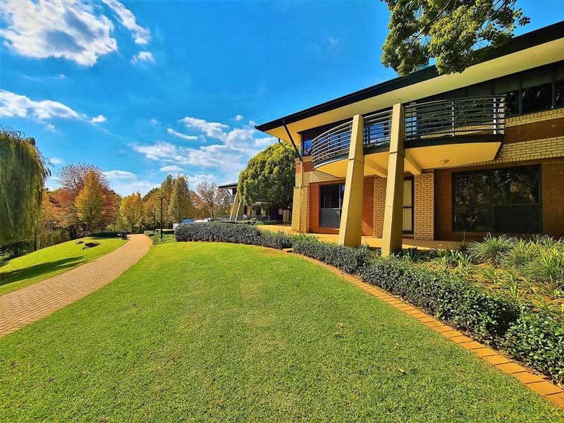 Commercial Office to Let in Constantia Park - Photo 3