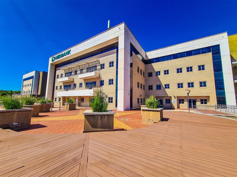 Commercial Office to Let in Lakeview Office Park - Photo 3