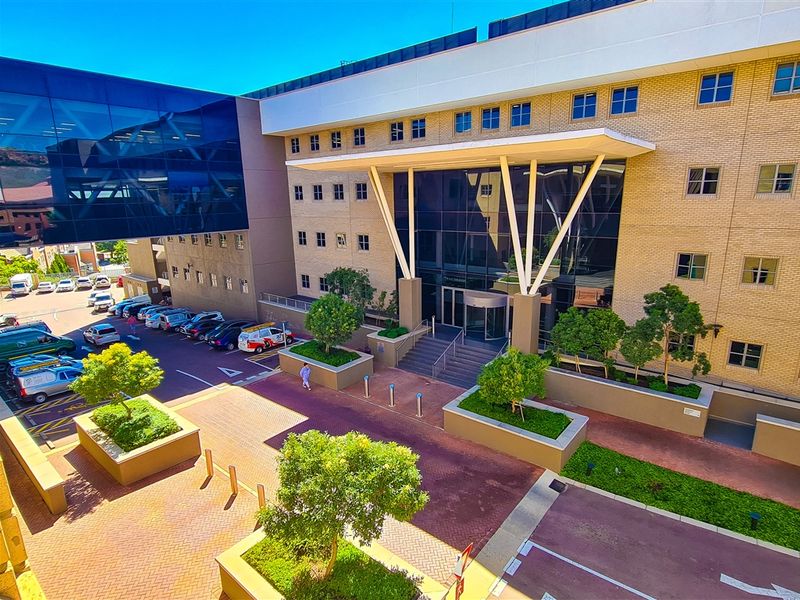 Commercial Office to Let in Lakeview Office Park - Photo 2