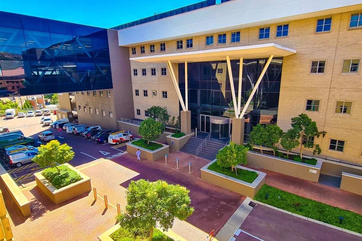 Commercial Office to Let in Lakeview Office Park - Photo 2