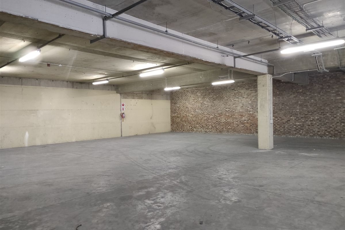 441m2  Warehouse  - TO LEASE - Photo 5