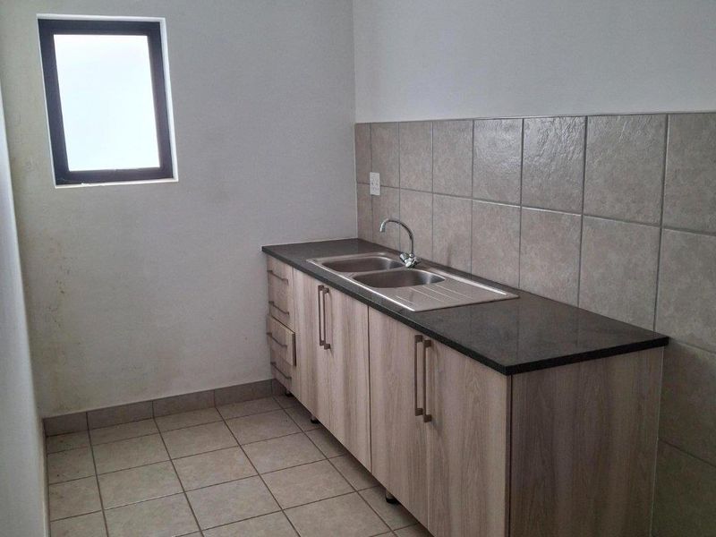 Modern Industrial Space Available at Twenty-One Industrial Park - R21 - Photo 3