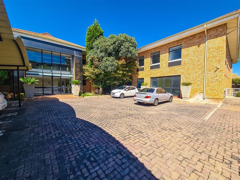269m2 Office to Let in Constantia Ridge Office Park - Photo 2