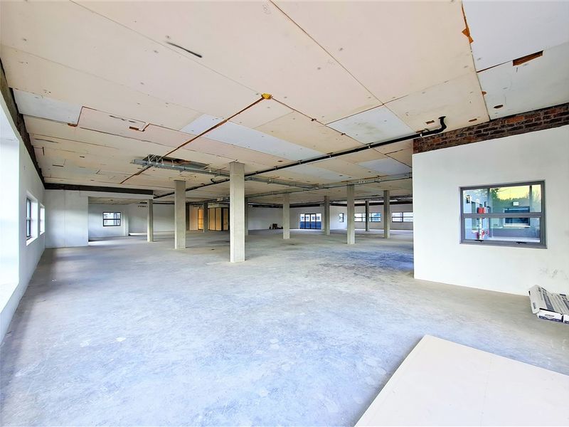 Commercial Office to Let in Infinity Business Park - Photo 9