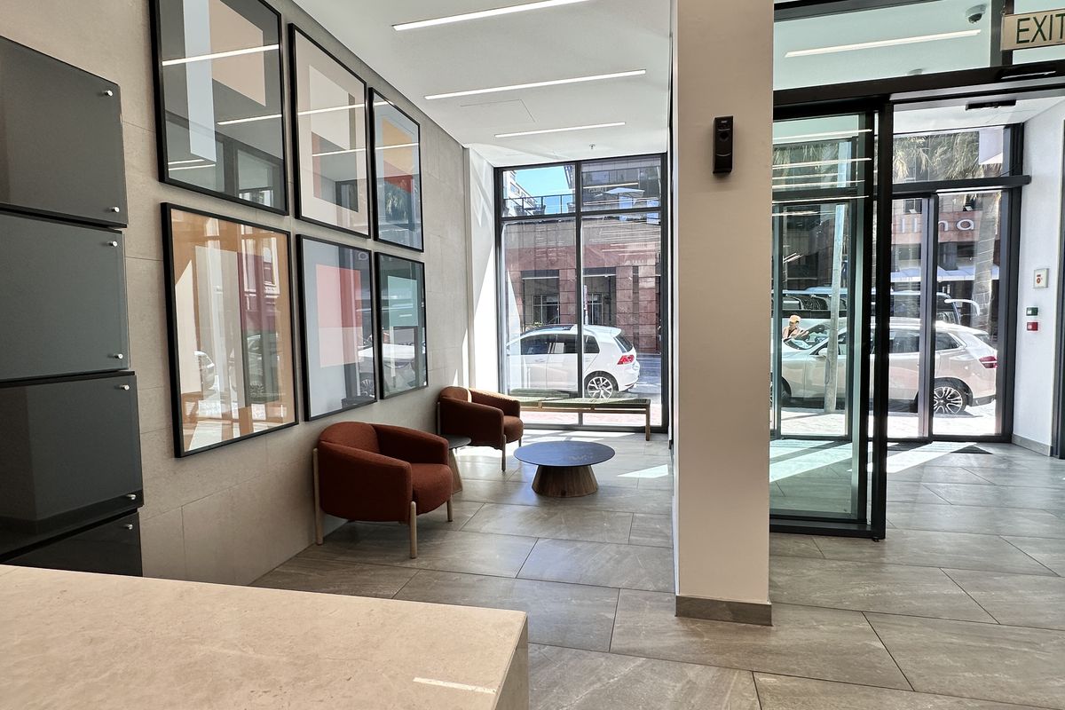 Full Floor Office with Iconic Views.  Welcome to The Rubik! - Photo 4