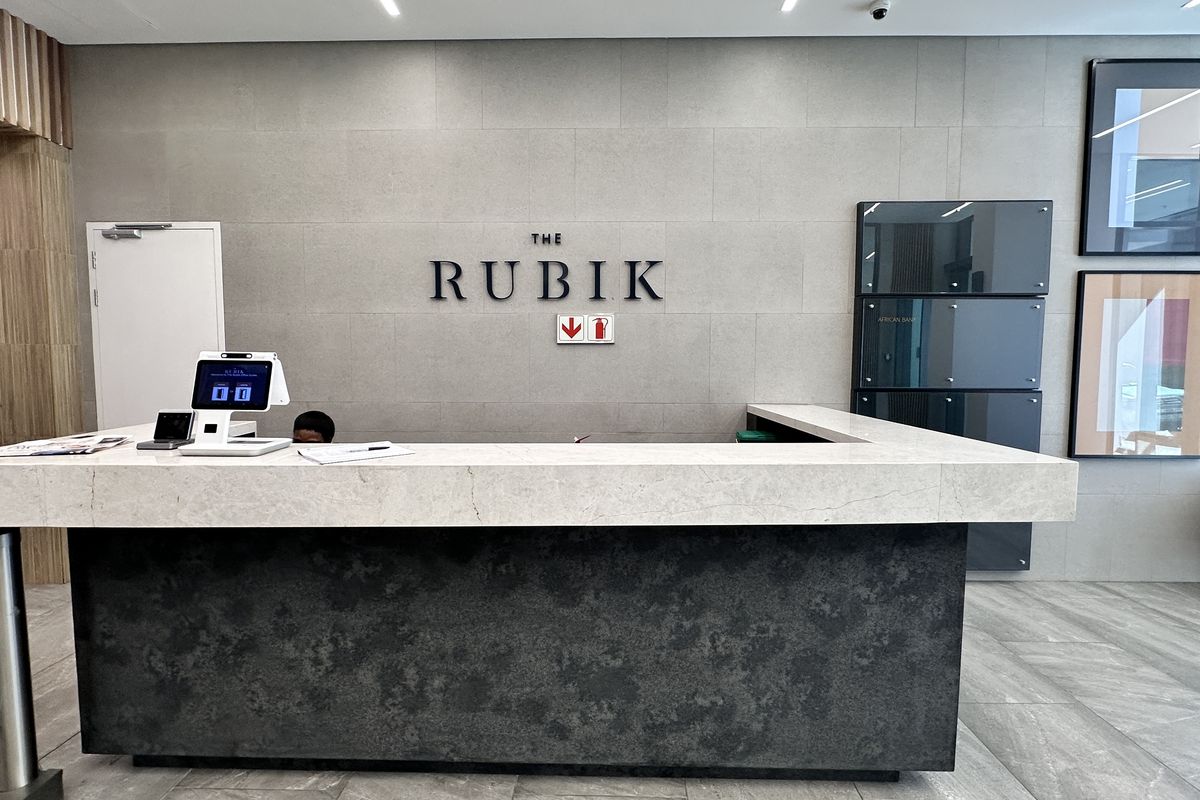 Full Floor Office with Iconic Views.  Welcome to The Rubik! - Photo 3