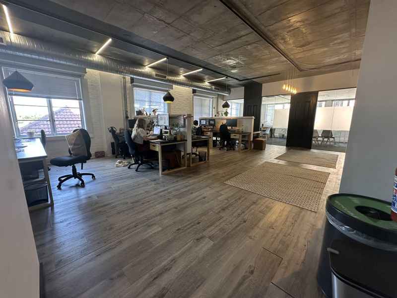 Upmarket Fitted Office with Boardroom & Balcony - Photo 6