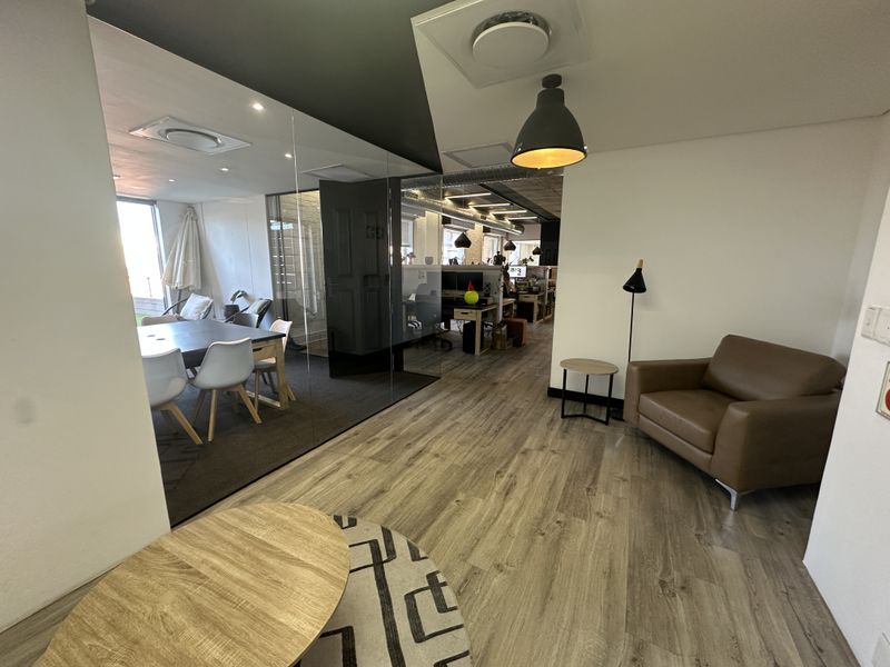 Upmarket Fitted Office with Boardroom & Balcony - Photo 2