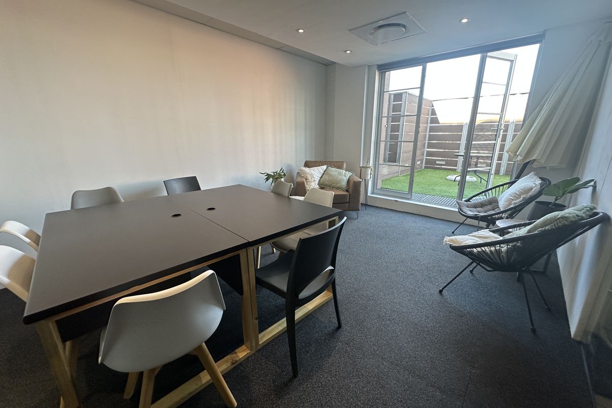 Upmarket Fitted Office with Boardroom & Balcony - Photo 3