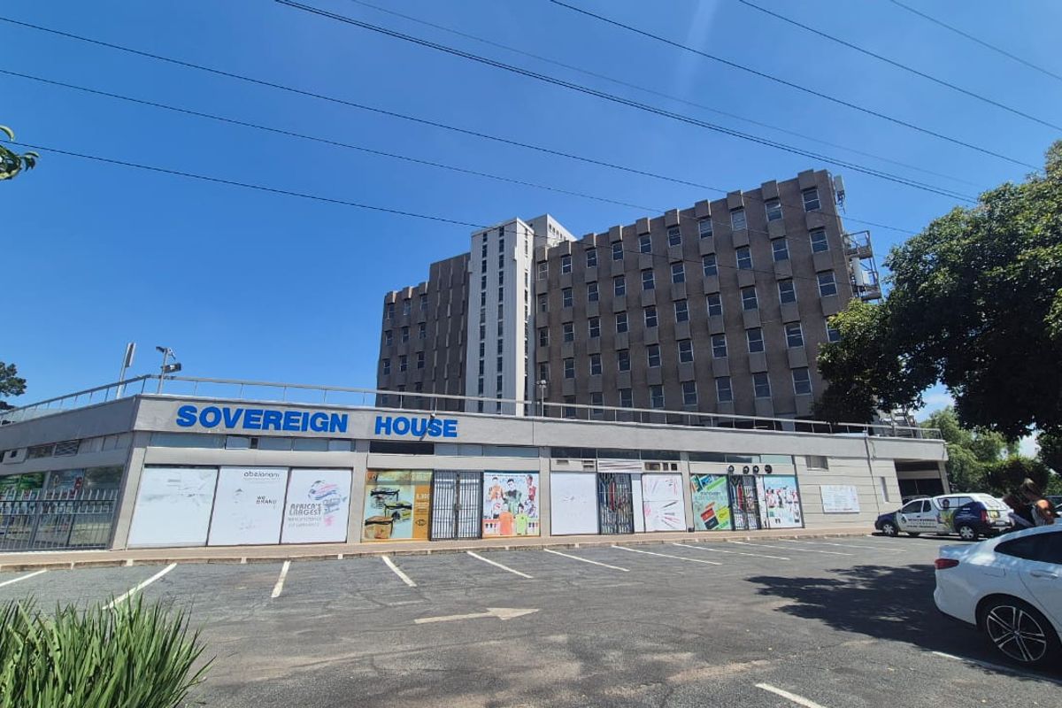 455m2 Office Space Available for Rent at Sovereign House in Bedford Gardens - Photo 2