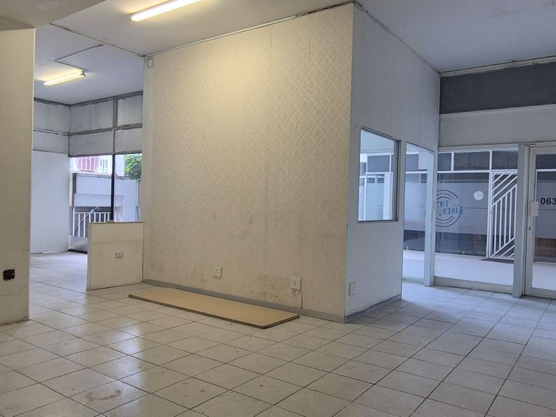 79m2 COMMERCIAL SPACE FOR RENT IN ST ANDREWS - Photo 9