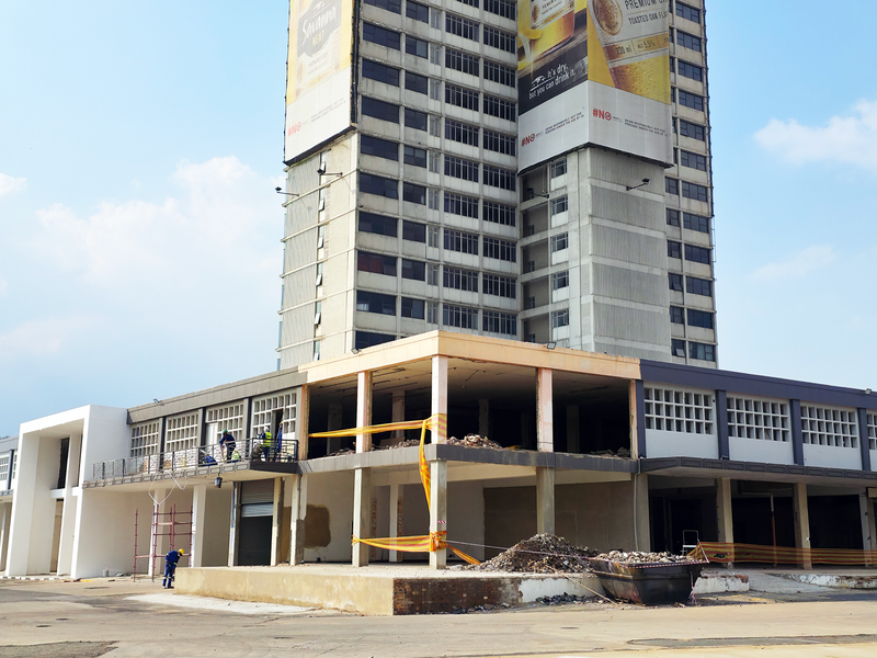 COMMERICIAL / RETAIL SPACE AVAILABLE FOR RENT - Photo 8