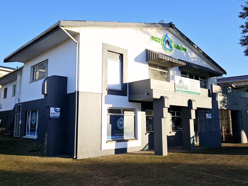 Versatile Commercial Property! - Photo 2