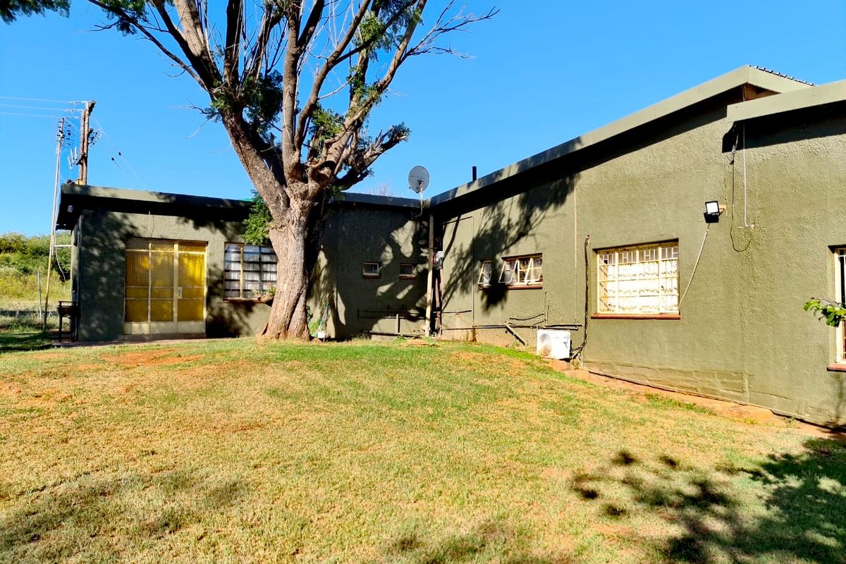 Private Bushveld Paradise in the Heart of Groot Marico - Photo 5