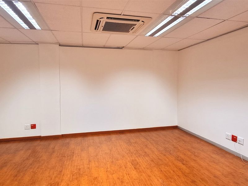 Office space to let on the Ground floor of Homestead Park Block B in Rivonia - Photo 5