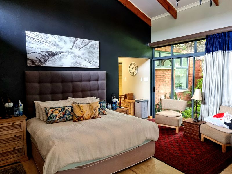 Upmarket Bushveld Retreat - Photo 9