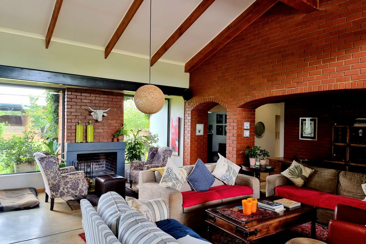 Upmarket Bushveld Retreat - Photo 4