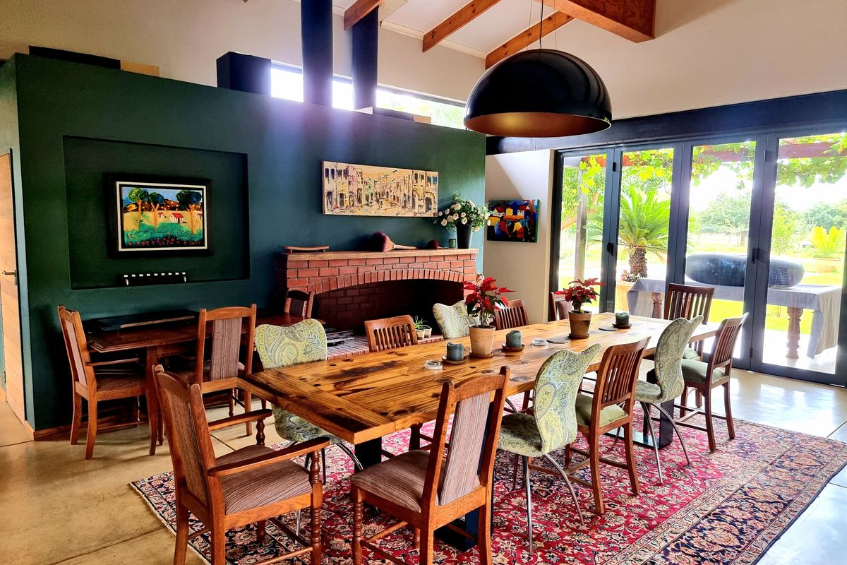 Upmarket Bushveld Retreat - Photo 3