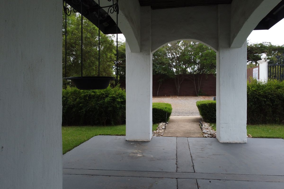 Full Turnkey Wedding Venue and Event Center for Sale in Pretoria East - Photo 5