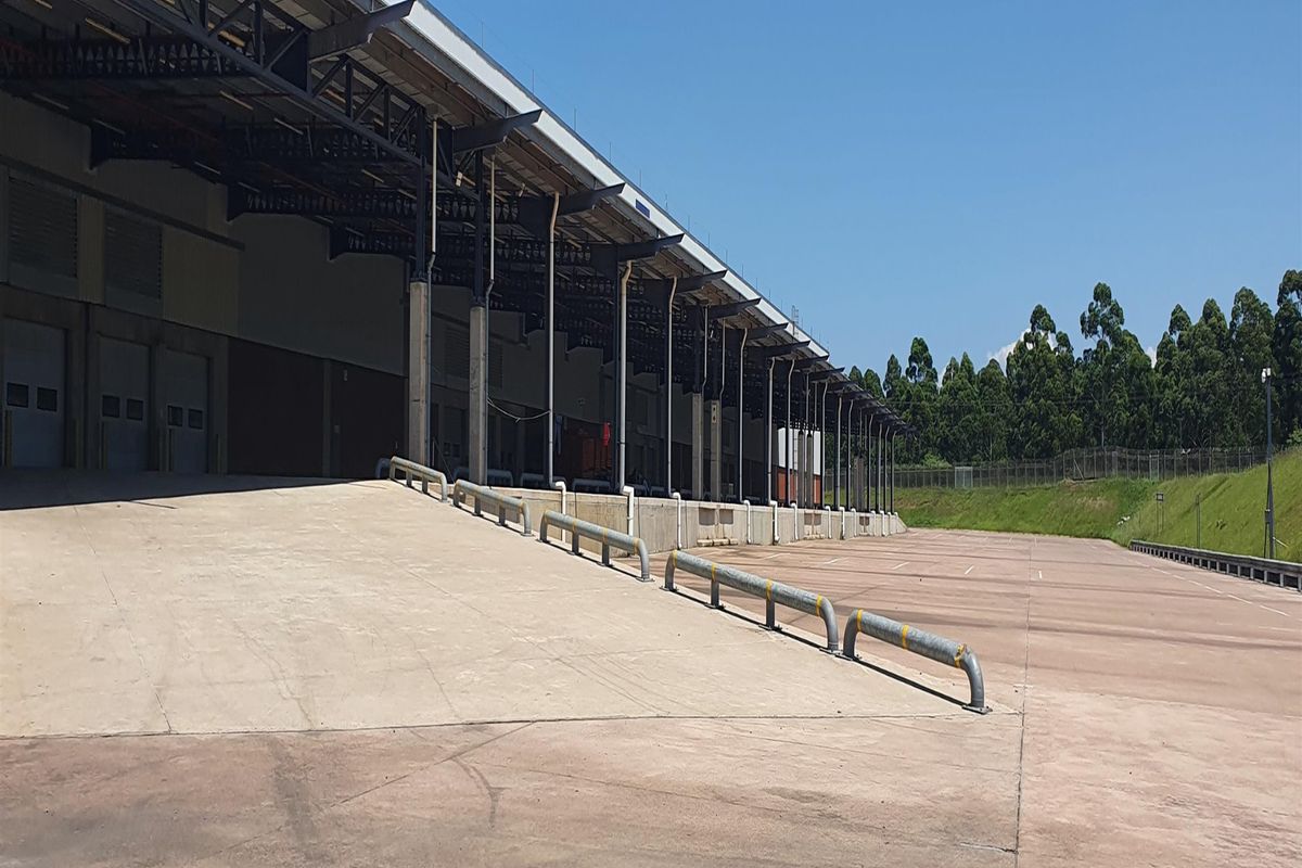 32,355m2 decentralised logistics hub available to lease - Photo 5