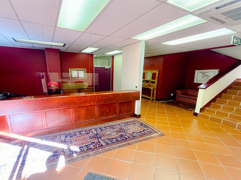 Commercial property for sale in Parktown - Photo 2