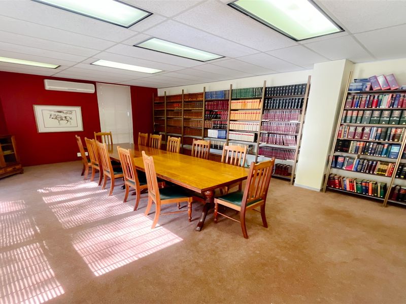 Commercial property for sale in Parktown - Photo 4