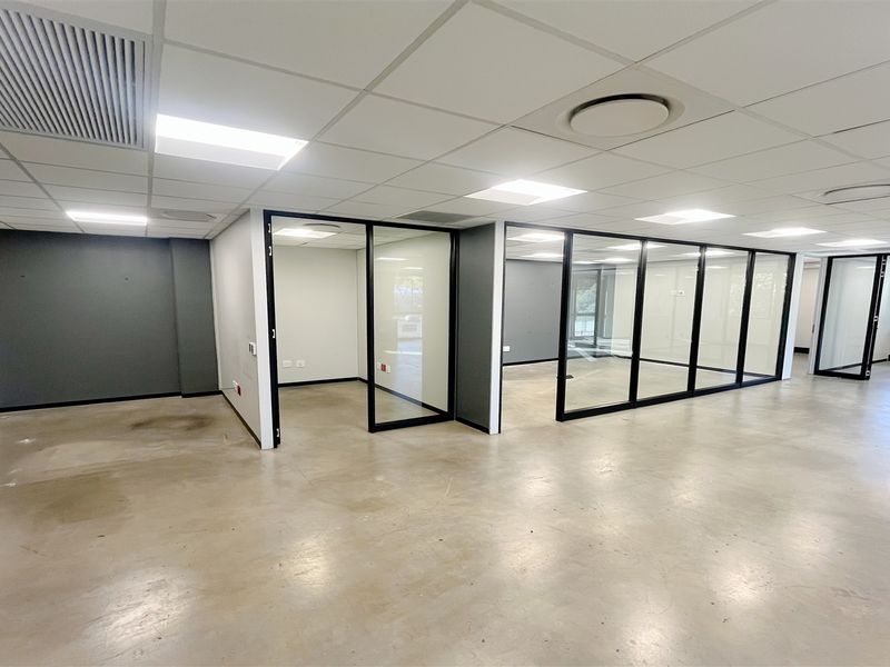 Office space to let in Houghton/Rosebank - Photo 3