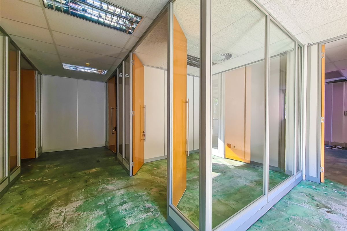 567m2 Ground Floor Office to Let in Quadrum Office Park - Photo 5