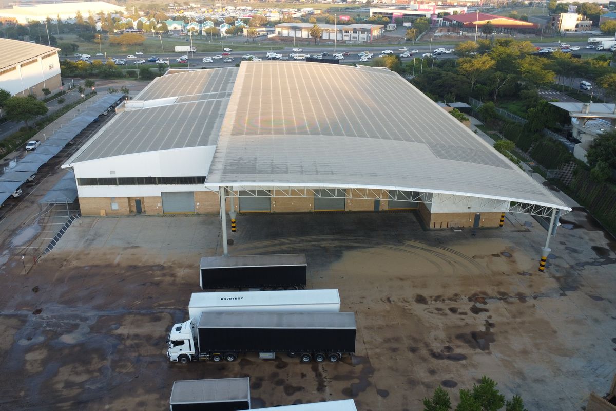 Warehouse to let In Midrand - Photo 2