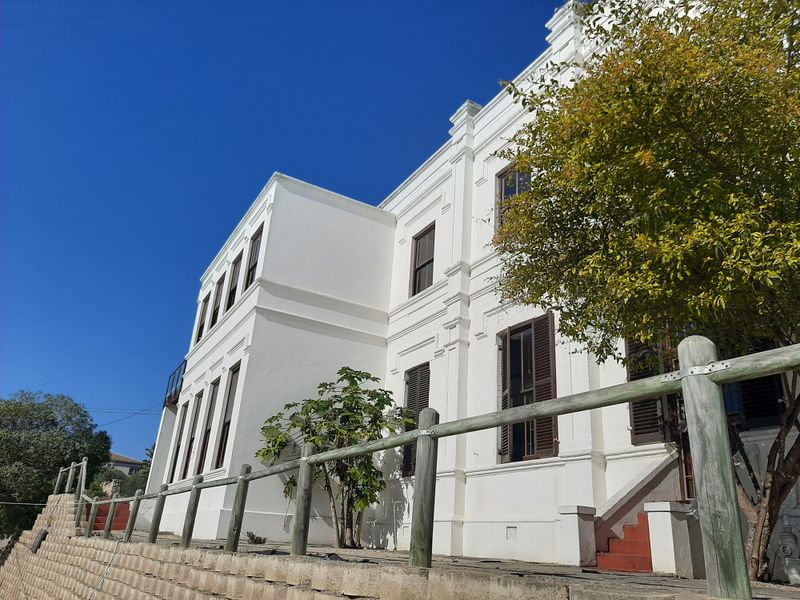 Mixed use commercial space - Photo 1