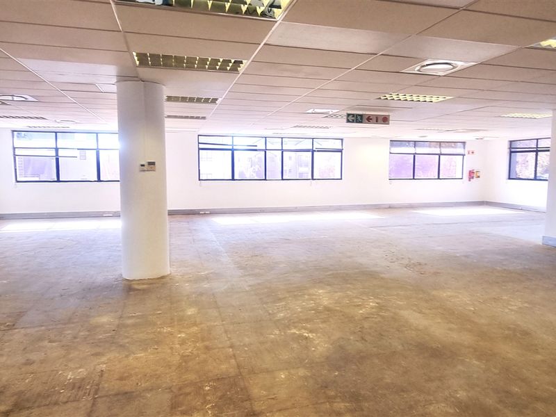 Office space to let on the Ground floor of Block B in Sunninghill - Photo 5