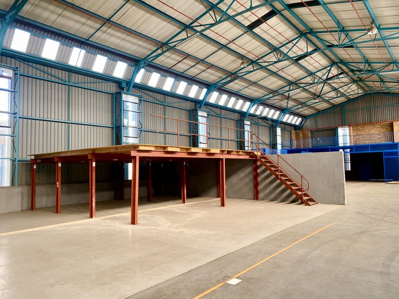 Spacious Secure Warehouse for Rent in Midrand – Prime Location with Easy N1 Access - Photo 4