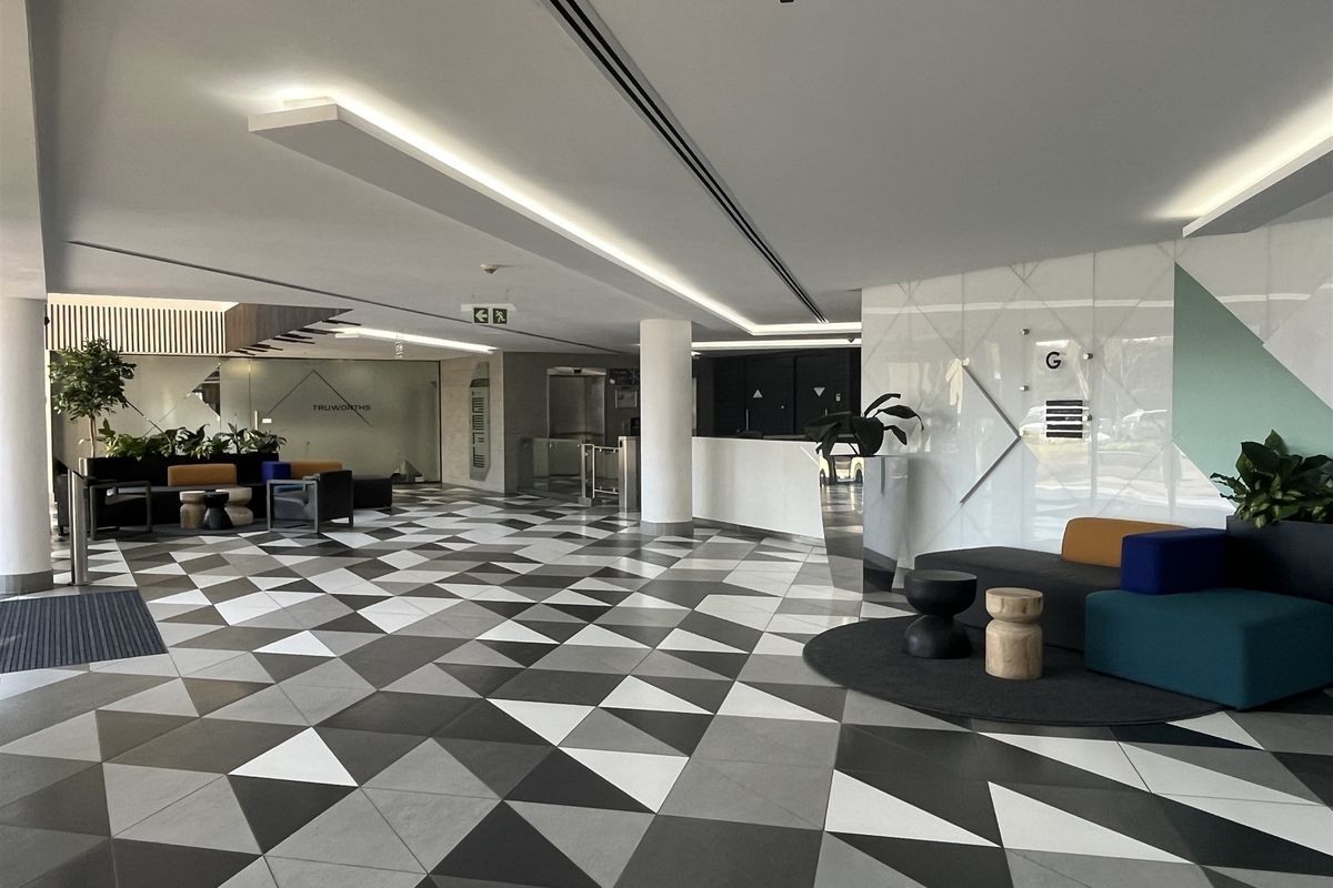 Open plan Prime office space available Podium at menlyn - Photo 2