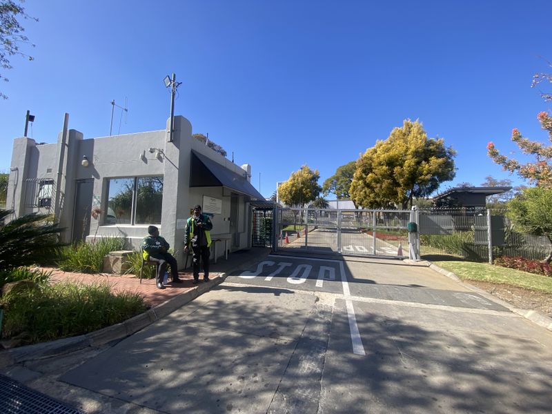 Prime 11,924m2 P-Grade Warehouse and Office Facility in Midrand – Exceptional Highway Exposure - Photo 2