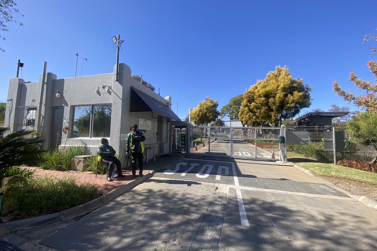 Prime 11,924m2 P-Grade Warehouse and Office Facility in Midrand – Exceptional Highway Exposure - Photo 2