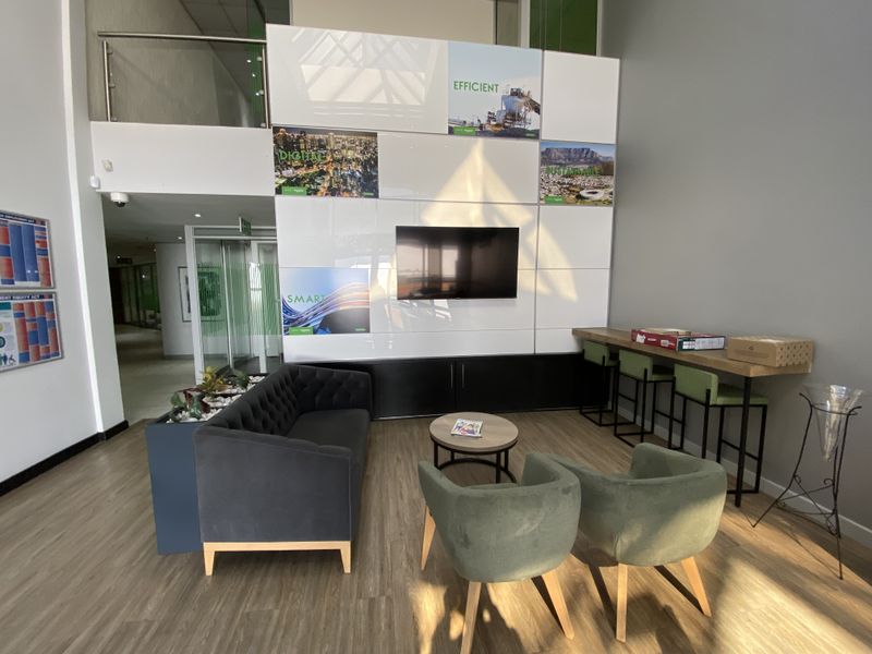 Prime 11,924m2 P-Grade Warehouse and Office Facility in Midrand – Exceptional Highway Exposure - Photo 10