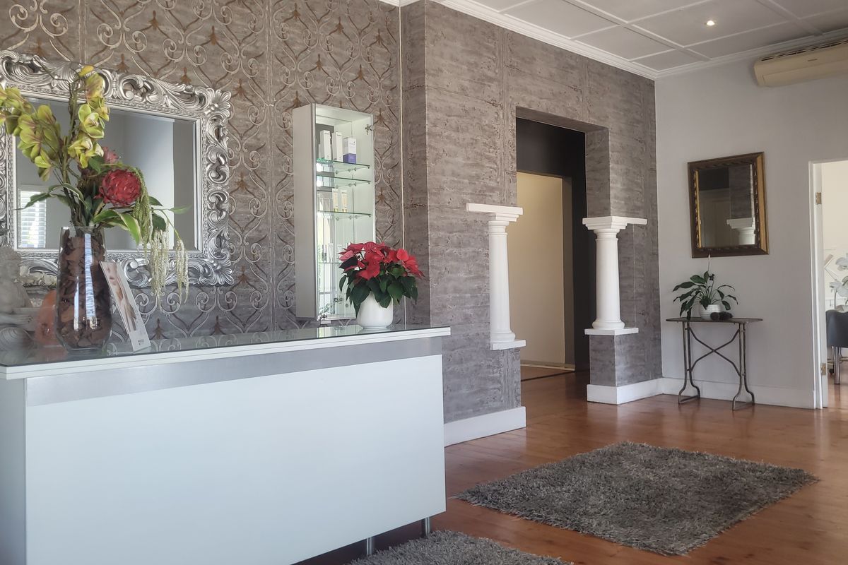 Commercial Property - Photo 4