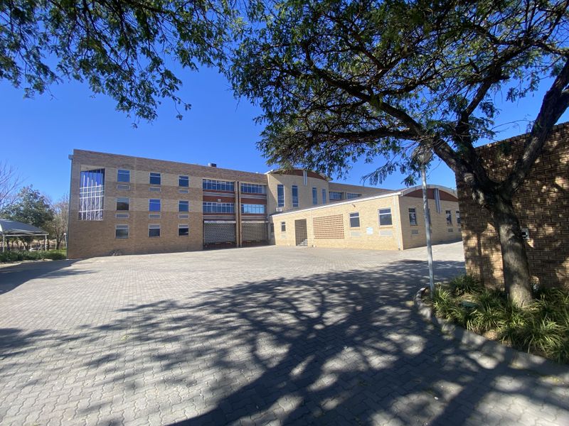 Industrial Space,Dual Access | Exceptional Incentives | Randjespark, Midrand - Photo 1