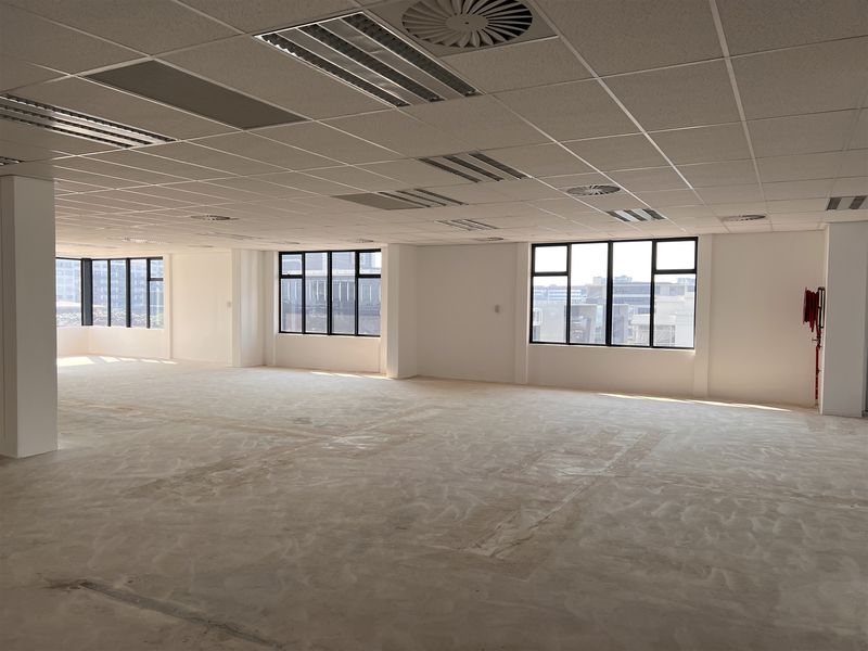 Penthouse Office available to lease - Photo 6
