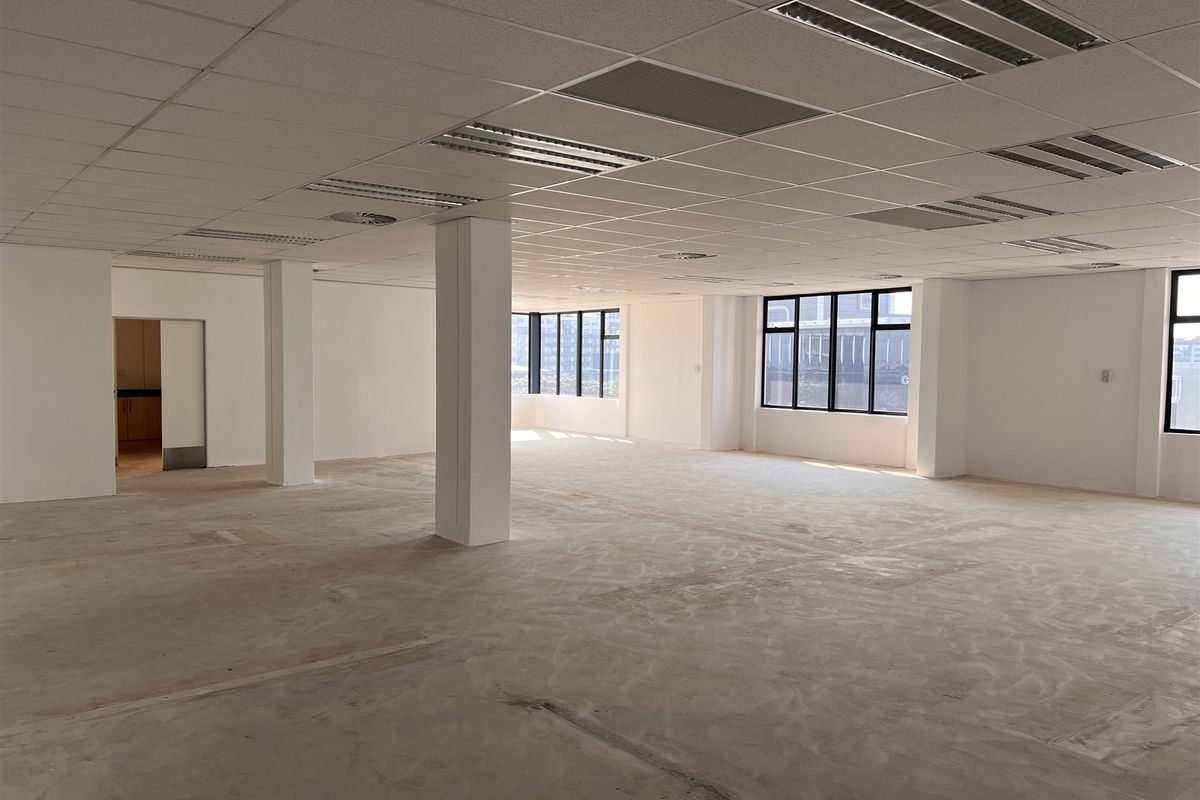 Penthouse Office available to lease - Photo 5