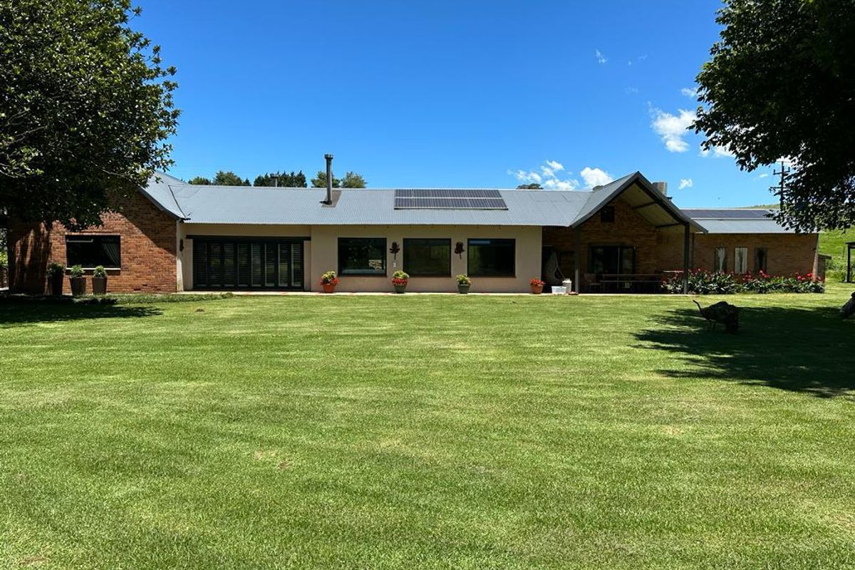 KZN MIDLANDS :  89ha  LIVESTOCK FARM  WITH WELL DEVELOPED FEEDLOT FACILITIES - Photo 3
