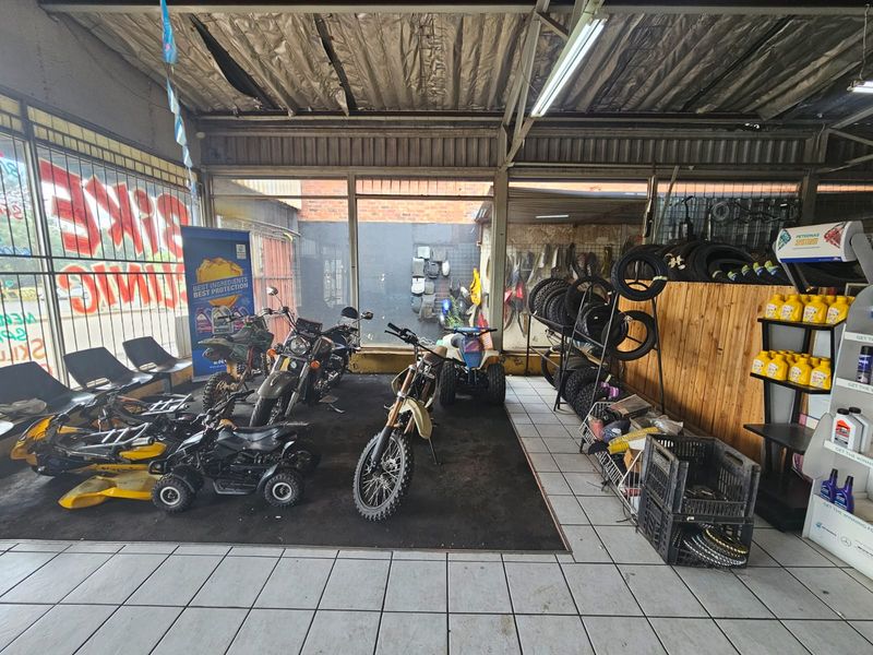 Shop for sale in Vanderbijlpark - Photo 3
