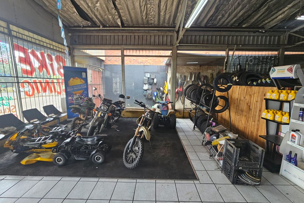 Shop for sale in Vanderbijlpark - Photo 3