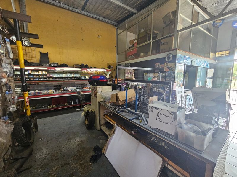 Shop for sale in Vanderbijlpark - Photo 4