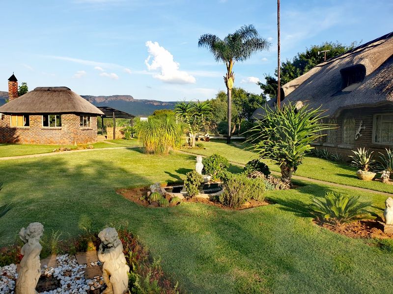 Idyllic 21-Hectare Farm with Breathtaking Magaliesberg Mountain Views - Photo 2