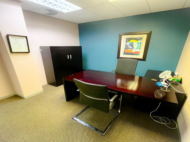 Office space to purchase in Melrose Arch - Photo 9