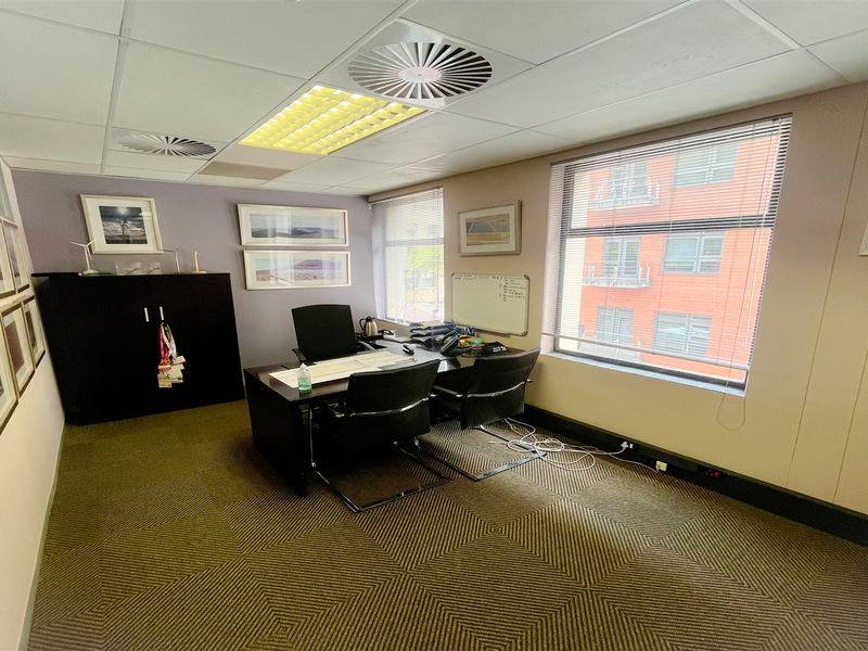Office space to purchase in Melrose Arch - Photo 8