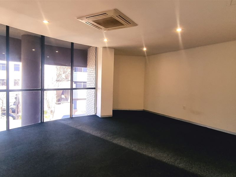 Office space to let on the 1st floor of Block B in 11 Naivasha Road Sunninghill - Photo 9