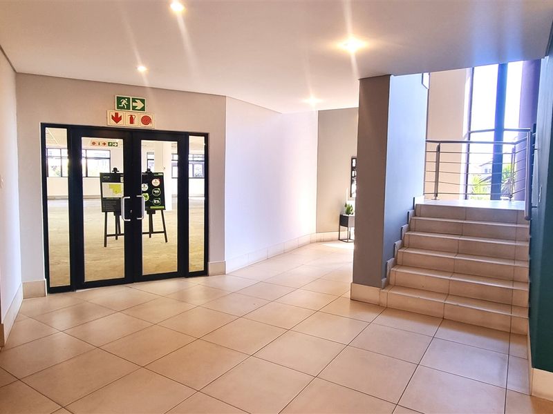 Office space to let on the 1st floor of Block B in 11 Naivasha Road Sunninghill - Photo 3